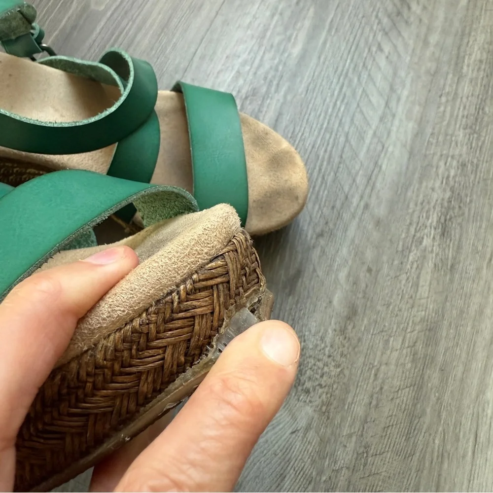 Daytrip Wedge Heel Sandals Women’s 9 Green Jute Used Worn